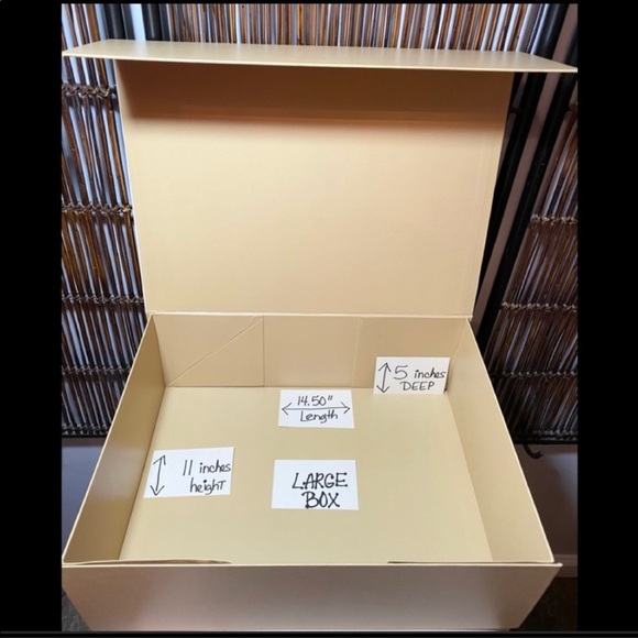 Michael Kors Box, medium Gift Box, Gift Wrapping Box, Michael Kors stora… - Picture 6 of 9